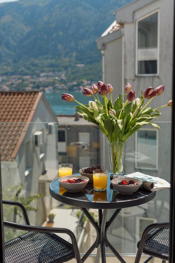 Berge Apartments Kotor Eksteriør billede