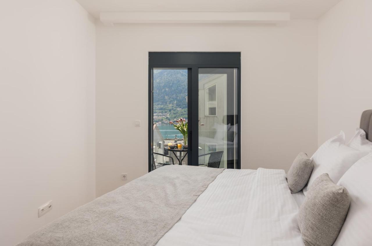 Berge Apartments Kotor Eksteriør billede