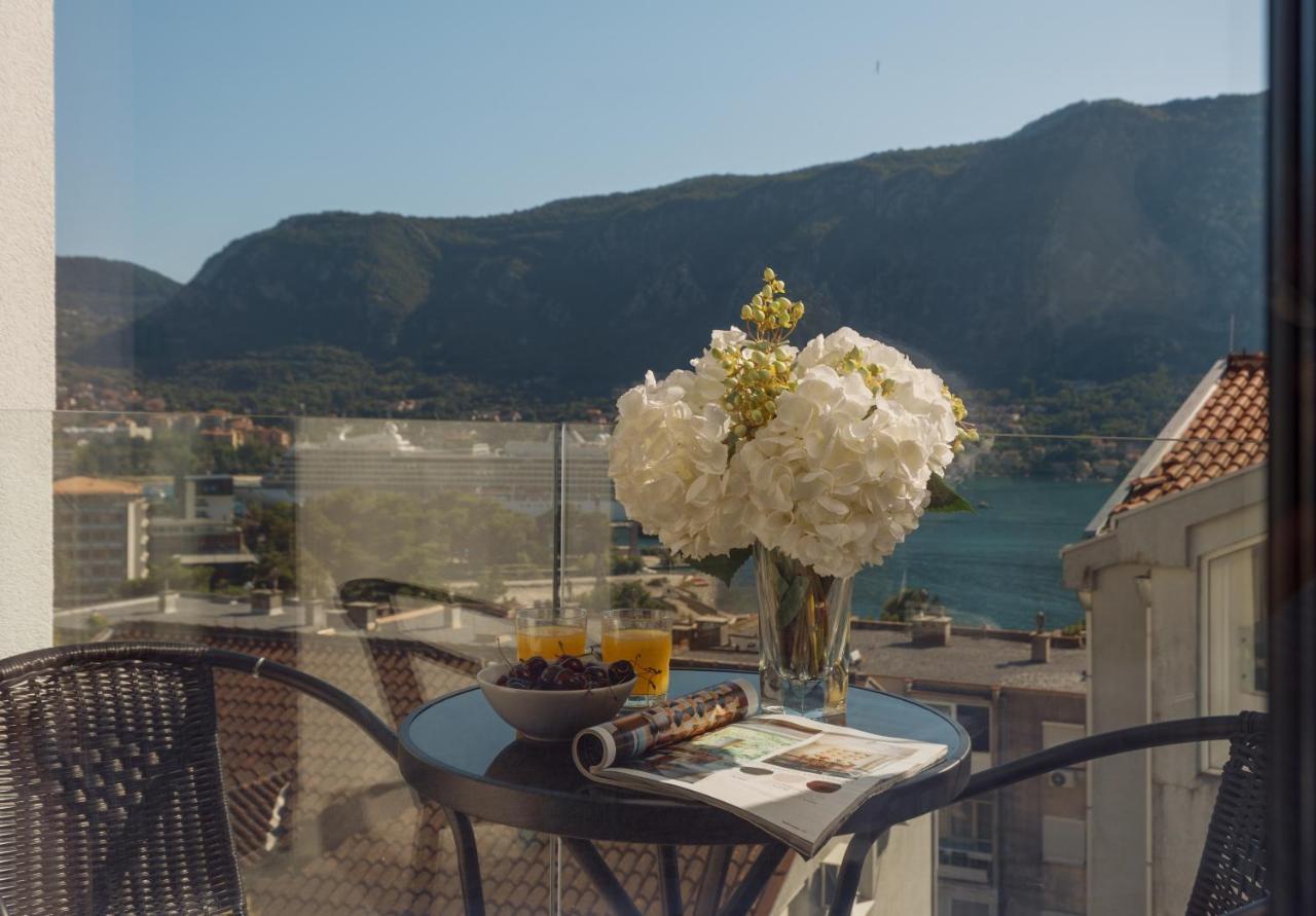 Berge Apartments Kotor Eksteriør billede